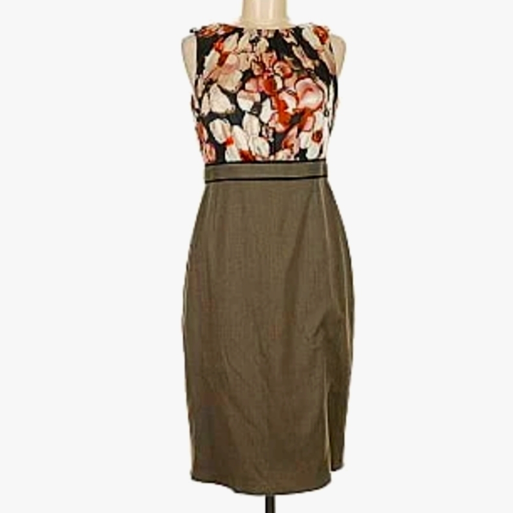 T Tahari Floral Sleeveless Shift Dress